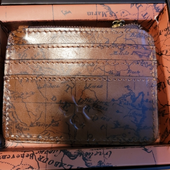 Patricia Nash NIB MESSENGER BAG AND WALLET - Picture 3 of 10